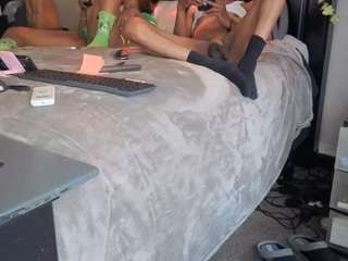 MRNMRSGOODIETIMESPLAYHOUSE live cam preview