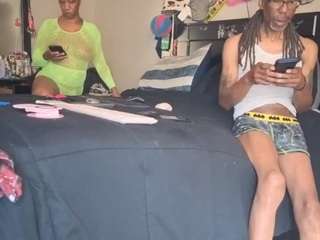 MRNMRSGOODIETIMESPLAYHOUSE live cam preview