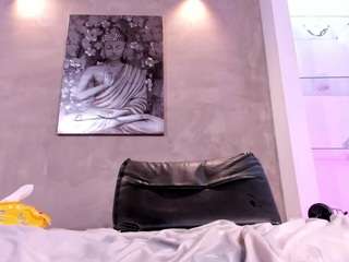 charlote-zc Live Webcam on CamSoda
