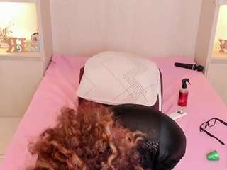 trishamoon webcam