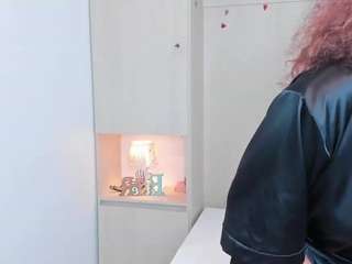  trishamoon chat room