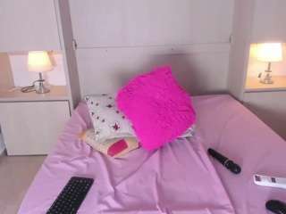 trishamoon webcam