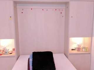 trishamoon Live Webcam on CamSoda