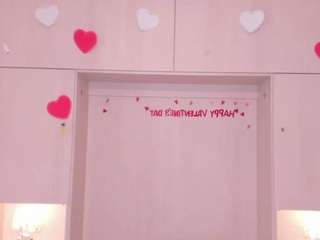 trishamoon Live Webcam on CamSoda