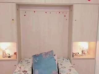 trishamoon live cam profile