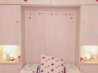 trishamoon live cam profile