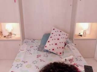 Live cam show with TRISHA