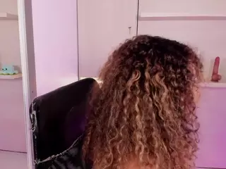 trishamoon's Live Sex Cam Show