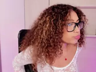 trishamoon's Live Sex Cam Show