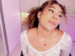 trishamoon's Live Sex Cam Show