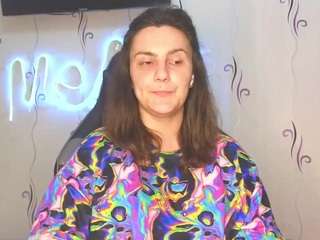 This model is live right now. jaimefoxy