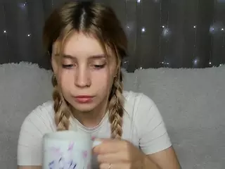 CuteAurora's Live Sex Cam Show