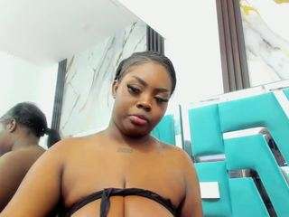 mia-alvares Live Webcam on CamSoda