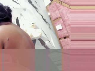 mia-alvares Live Webcam on CamSoda