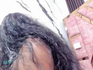 mia-alvares's CamSoda show and profile