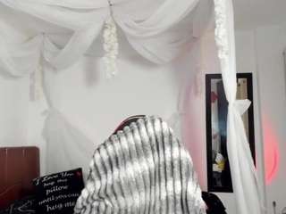 isabell2424 webcam model