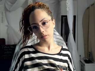 isabell2424 Sex Cam Show