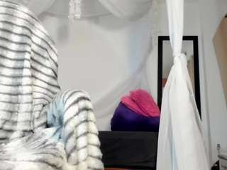 isabell2424 Sex Cam Show