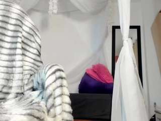 isabell2424 Sex Cam Show