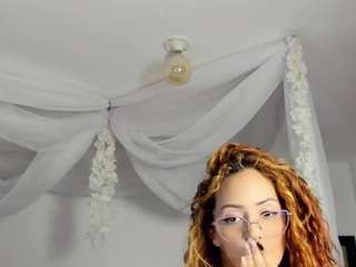 isabell2424 Sex Cam Show