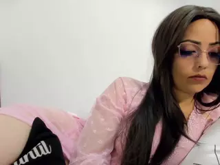 Isa heaven's Live Sex Cam Show