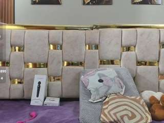 lilimini032 live webcam show