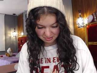 lilimini032 live webcam show
