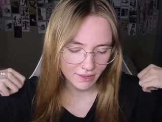 littlevildevil live webcam show