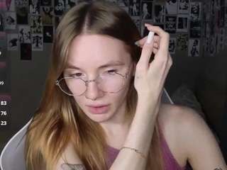 littlevildevil live webcam show