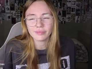 littlevildevil live webcam show