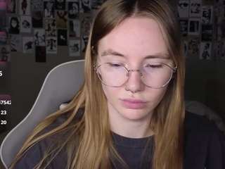 littlevildevil live webcam show