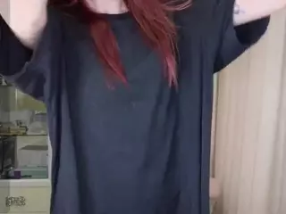 littlevildevil's Live Sex Cam Show