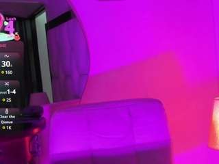 regiina-doll Live Webcam on CamSoda