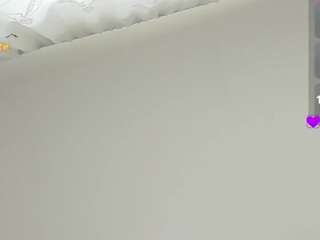 regiina-doll Live Webcam on CamSoda