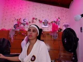 aisha-a Live Webcam on CamSoda