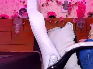 aisha-a's Live Sex Cam Show