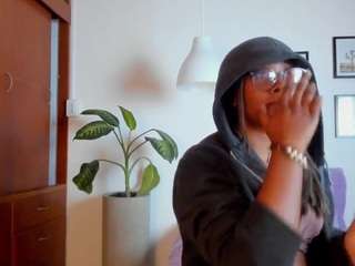 jenn-brownn webcam