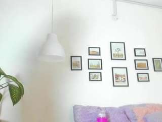 jenn-brownn Live Webcam on CamSoda