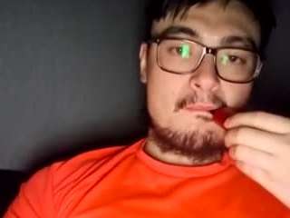 hornyasianman Live Webcam on CamSoda