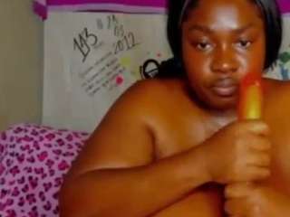 nadia-whorenss webcam