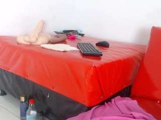 sthefany live webcam on Soda Cams