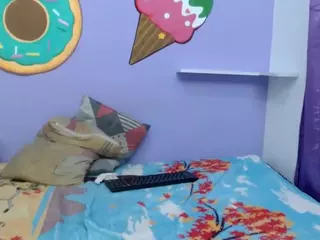 skinnycanella18's Live Sex Cam Show