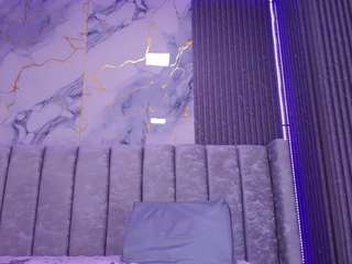 timk-bella live webcam show