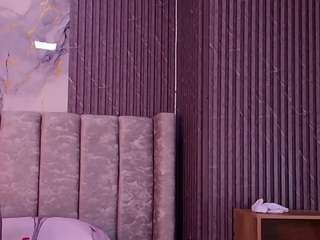 timk-bella live cam preview