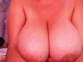 timk-bella live cam preview