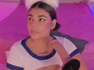 AliceThunder's Live Sex Cam Show
