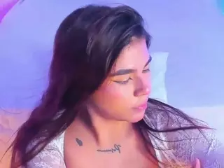 AliceThunder's Live Sex Cam Show
