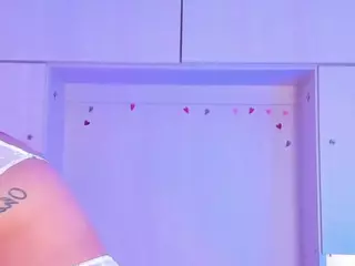 AliceThunder's Live Sex Cam Show