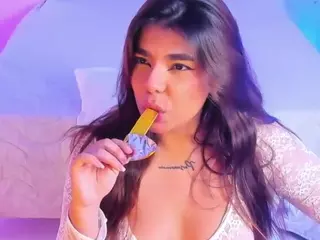 AliceThunder's Live Sex Cam Show