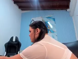 nathalia-08's Live Sex Cam Show